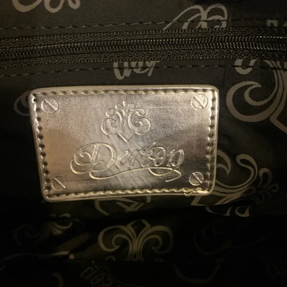 Dereon By Beyoncé Duffle Bag - Picture 7 of 8